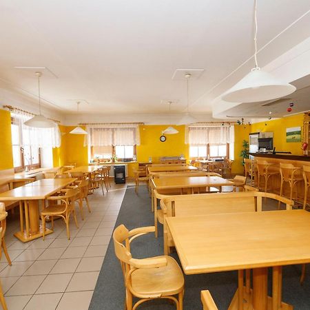 Mala Rennerovka Hotel สตราจเน ภายนอก รูปภาพ