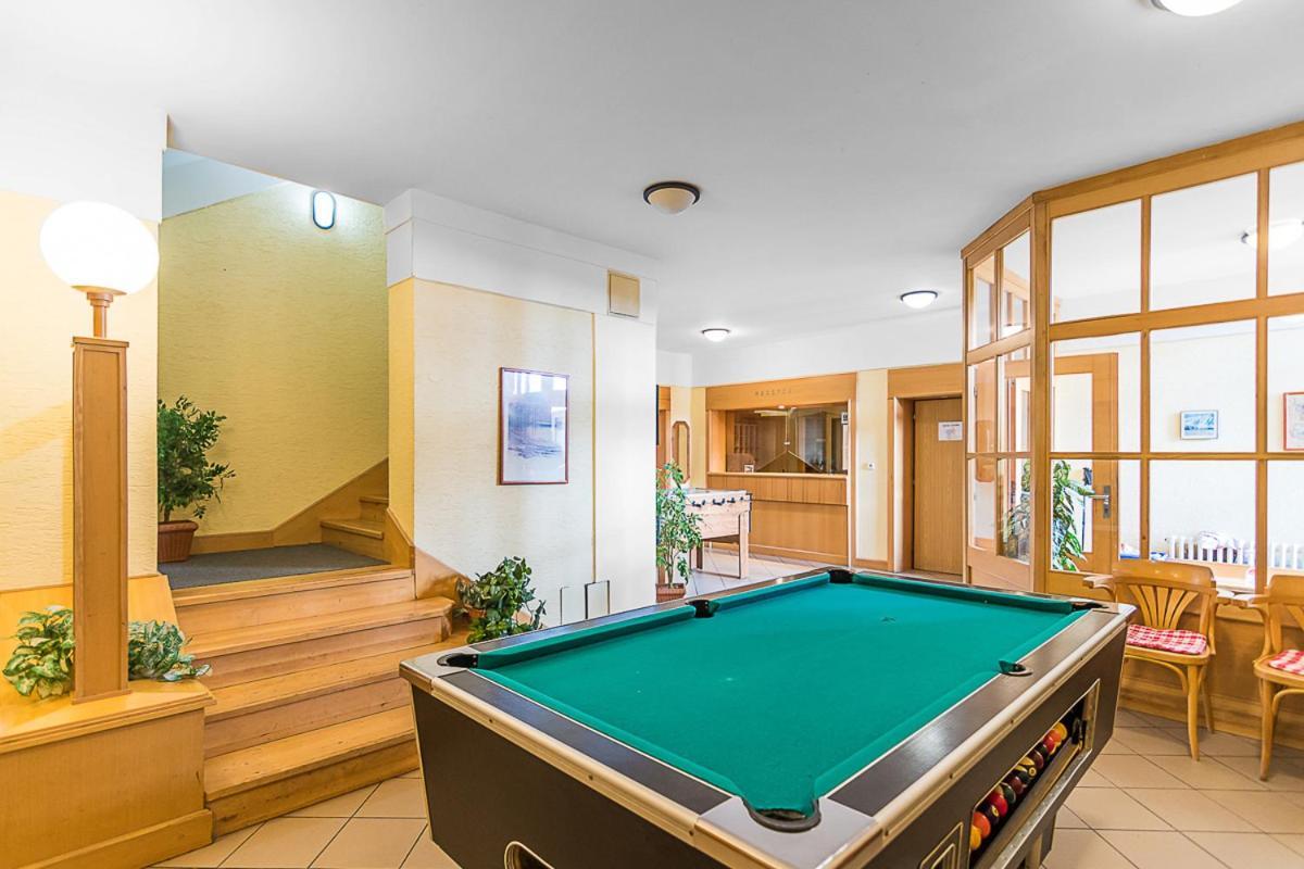 Mala Rennerovka Hotel สตราจเน ภายนอก รูปภาพ
