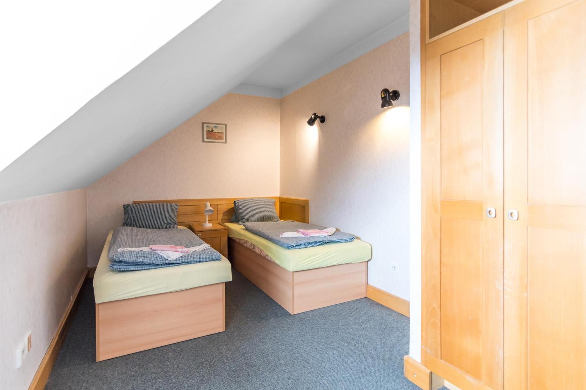 Mala Rennerovka Hotel สตราจเน ภายนอก รูปภาพ